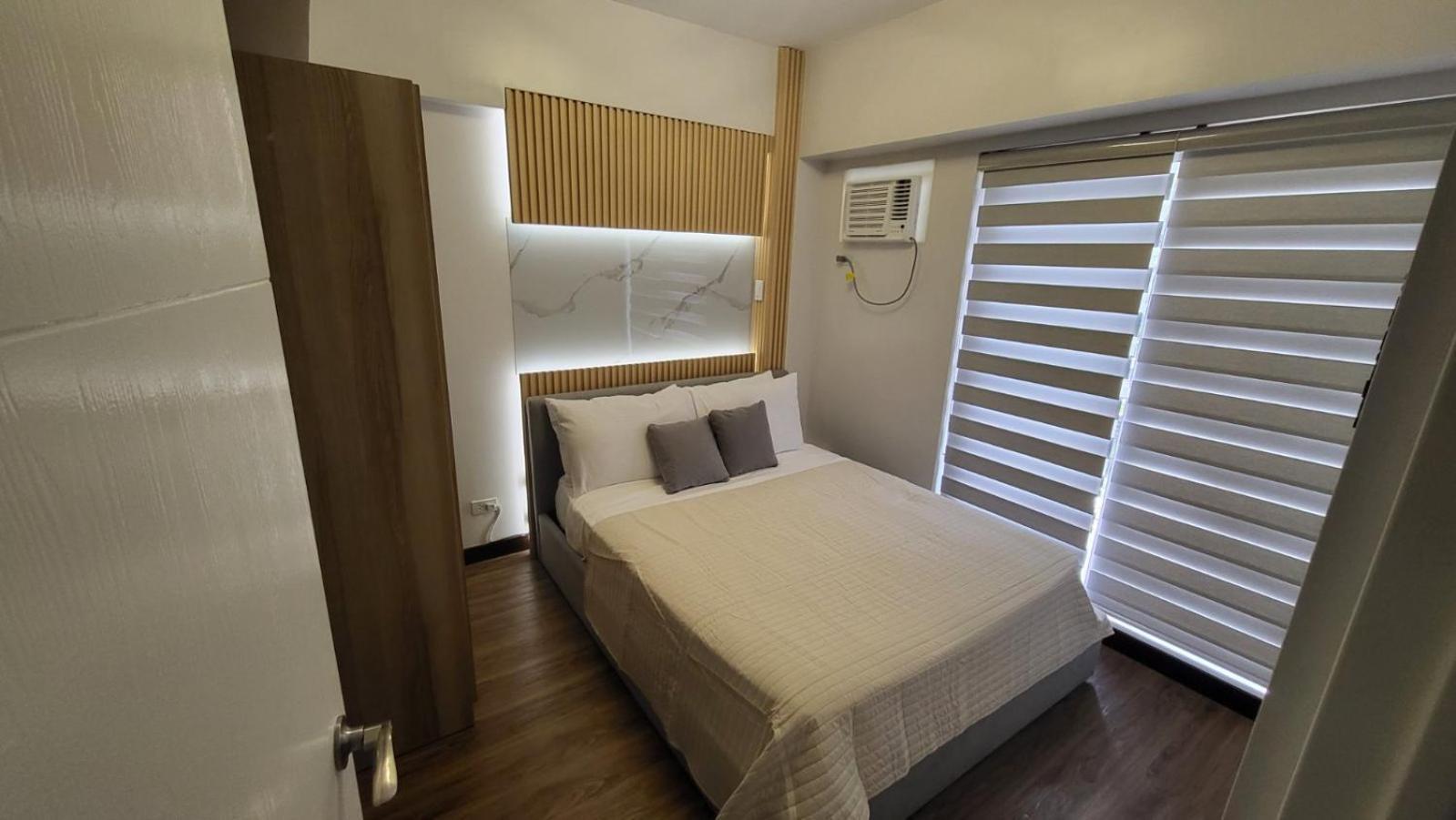 The Atherton- Spacious Modern Condo Unit In Paranaque Near The Airport, Makati, Bgc And Highways Paranaque City エクステリア 写真
